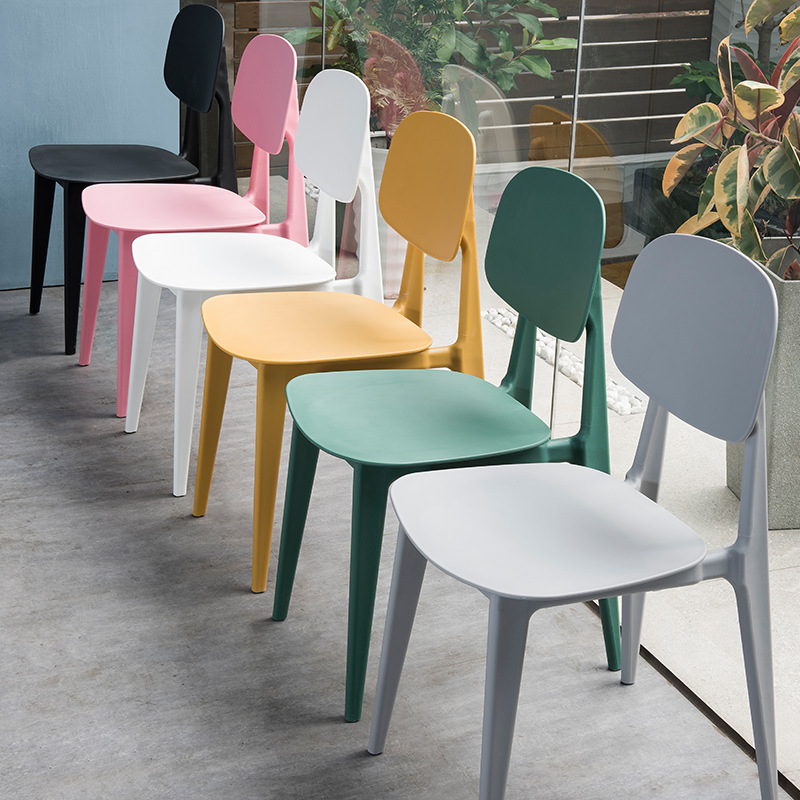 Comfortable Colorful Plastic Chairs Restaurant Furniture Stackable Plastic Cafe Chair